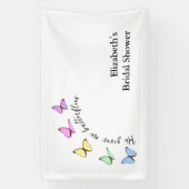 Er gibt mir Schmetterlinge Brautparty Banner (Vertikal)