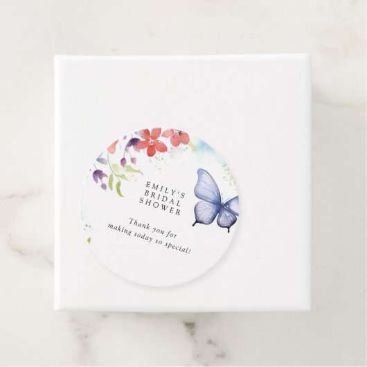 Er gibt mir Schmetterlinge Brautparty Geschenkanhänger (Beispiel)