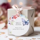 Er gibt mir Schmetterlinge Brautparty Geschenkanhänger