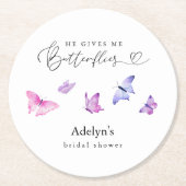 Er gibt mir Schmetterlinge Runder Pappuntersetzer (Vorderseite)