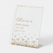 Er gibt mir Schmetterlinge Wildblumen Brautparty Sockelschild (Vorderseite)