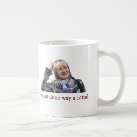 Er got erfolgte Weise ein ratial Kaffeetasse (Rechts)