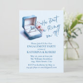Er hat einen Ring drauf gelegt! Blue-Engagement-Pa Einladung (Stehend Vorderseite)