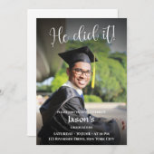 Er hat es getan! Abschluss des schwarzen Fotos Einladung (Vorne/Hinten)