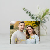 "Er hat ja gesagt!" Ankündigung der Verlobung Post (Stehend vorne)