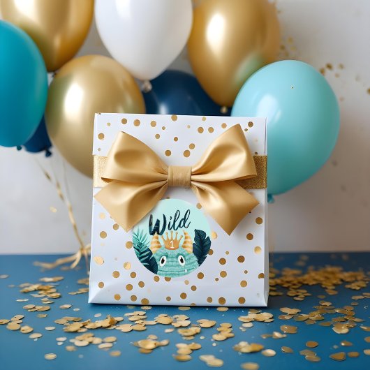 Er ist ein Wild One Blue Monster & Tropical Jungle Runder Aufkleber