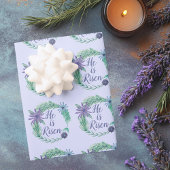 Er ist ein wunderschönes Lila religiöses Ostern Geschenkpapier Set