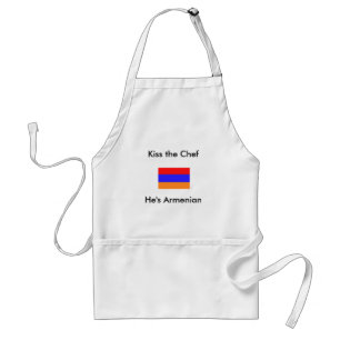Er ist, küsst den Koch armenisch Schürze