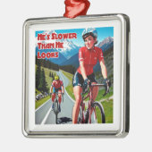 Er ist langsamer, als er sich beim Fahrradfahren g Ornament Aus Metall (Links)