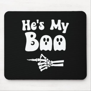 Er ist mein Boo, der Halloween Pajama Paare macht. Mousepad