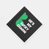 Er ist mein glückliches Charm Funny St Patricks Da Serviette (Ecke)