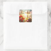 Er ist mit Ostereiern und Tulpen überkreuzt Quadratischer Aufkleber (Tasche)