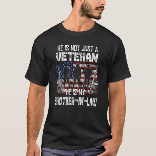 Er ist nicht nur ein Veteran, er ist mein Bruder i T-Shirt (Vorderseite)