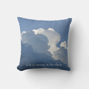 Er kommt in den Wolken Christliches Zitat Kissen