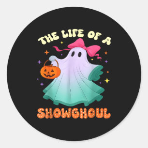 Er Leben eines Showghoul Retro Halloween zeigt Gei Runder Aufkleber