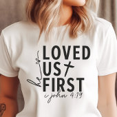 Er liebte uns zuerst Tri-Blend shirt