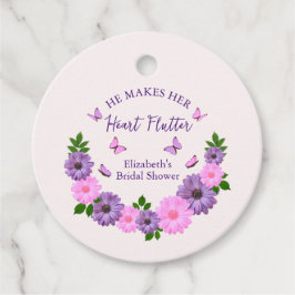 Er macht ihr Herz-Flattern-Brautparty Geschenkanhänger