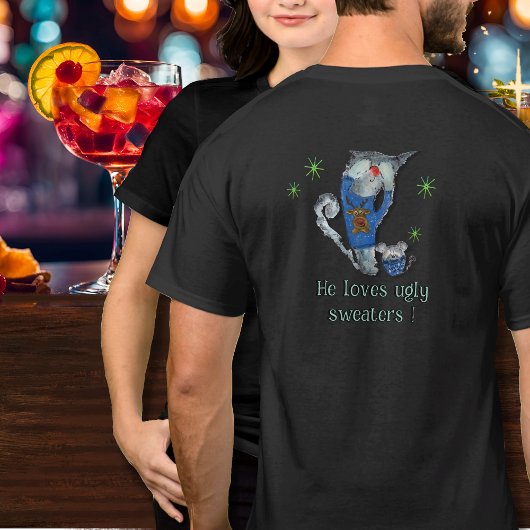 Er mag hässliche Sweaters, schwarz oben T-Shirt