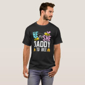 Er oder sie Daddy ist ein Niedlicher Vater-Geschle T-Shirt (Vorne ganz)