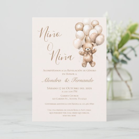 Er oder sie Teddy Bär mit Balloons Gender Reveal I Einladung (Stehend Vorderseite)