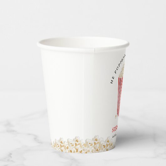 Er Poppte das Frage-Brautparty Popcorn Pappbecher (Rechts)