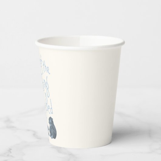 Er schickte die wilden Dinge an Bed - blau Pappbecher (Links)