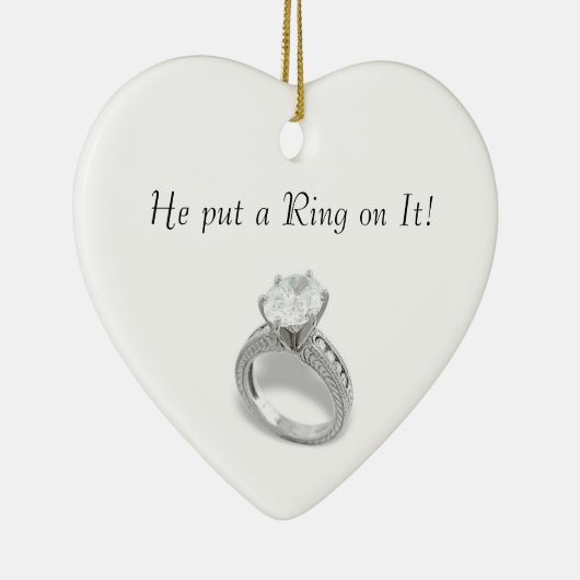 Er setzte einen Ring darauf/Save the Date Keramikornament (Rechts)