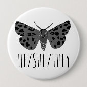 ER/SIE/SIE Pronouns Handgezogenes Moth Insekt Button (Vorderseite)