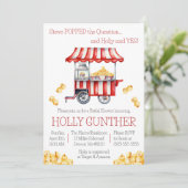 Er stellte die Frage! Popcorn-Brautparty Einladung (Stehend Vorderseite)