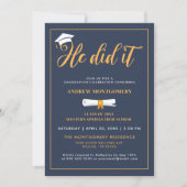 Er tat es Grand Cap Tassel Blue Abschluss Foto Einladung (Vorderseite)