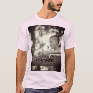 Er trägt jeden Tag ein knackig weißes Hemd ins Bür T-Shirt