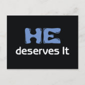 Er verdient es Postkarte (Vorderseite)