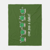 Erbsen eine Chance geben Fleecedecke (Vorderseite)