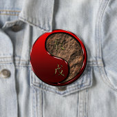 Erd-Drache Button (Beispiel)