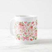 Erdbeer-Blüten-Teeparty Kaffeetasse (Vorderseite Links)