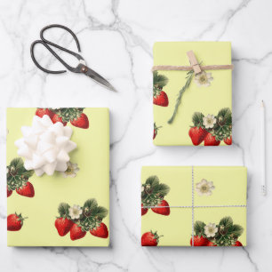 Erdbeer-Geschenkpapier mit Blüten auf Gelb Geschenkpapier Set