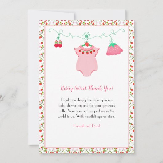 ErdbeerBaby Outfit mit Pattern Baby Dusche Dankeskarte (Vorderseite)