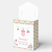 ErdbeerBaby Outfit mit Pattern Baby Dusche Geschenkschachtel (Geöffnet)