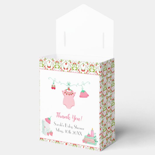 ErdbeerBaby Outfit mit Pattern Baby Dusche Geschenkschachtel (Geöffnet)