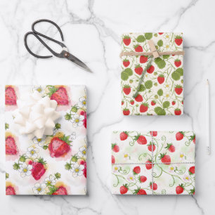 Erdbeerblüten und -beeren Drei Muster Geschenkpapier Set
