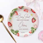 Erdbeere Babydusche Beere süße Vorlage Pappteller<br><div class="desc">Erdbeere Baby Duschbeere Süßbeeren Erdbeeren Blüten Moderne Baby Dusche personalisierte Geschirr Vorlagenpapier Teller</div>