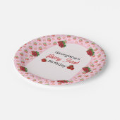 Erdbeere erster Geburtstag Pink Gingham Erdbeere Pappteller (Schrägansicht)