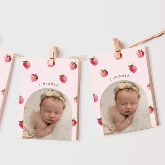 Erdbeere Foto Meilenstein-Banner zum ersten Geburt Einladung