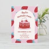 Erdbeere Geburtstagstorte Einladung (Stehend Vorderseite)
