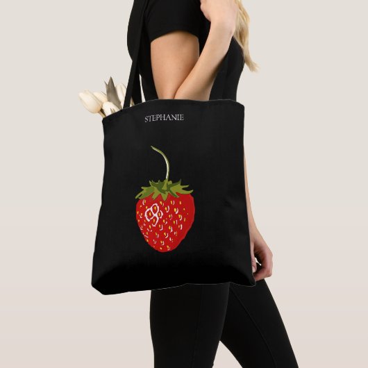 Erdbeere ist die Frucht der Liebe mit Monogramm Tasche (Von Nahem)