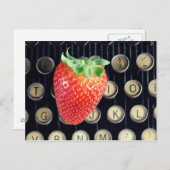Erdbeere Schreibmaschinentzürich Postkarte (Vorne/Hinten)