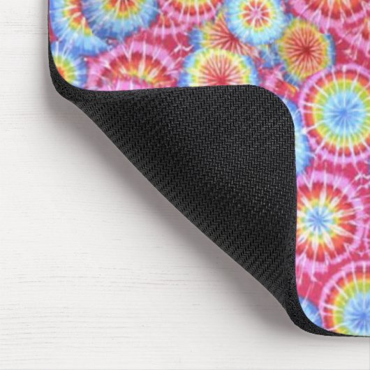 Erdbeere stellt gefärbte Krawatte Mousepad auf (Ecke)