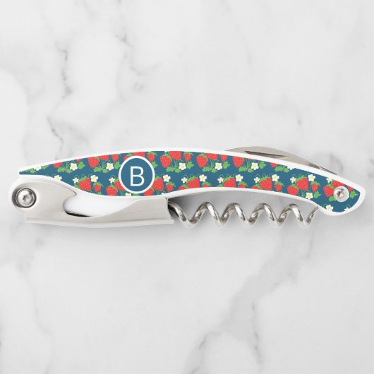 Erdbeere und Blumen Blaues Muster Monogrammiert Kellnermesser (Vorderseite)