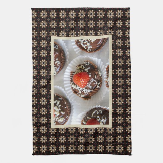 Erdbeere und dunkle Schokolade Mousse Dessert Handtuch (Vertikal)