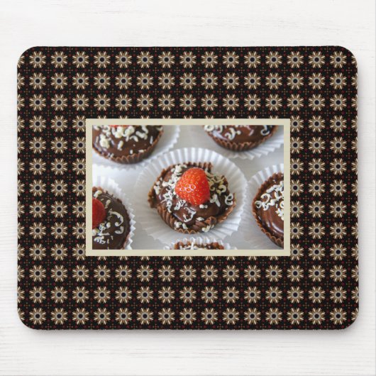 Erdbeere und dunkle Schokolade Mousse Dessert Mousepad (Vorne)